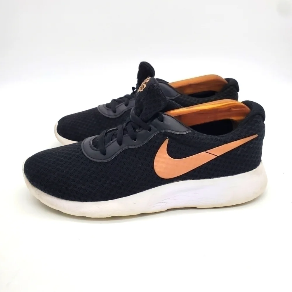 Nike Women’s Running Shoes Size 7